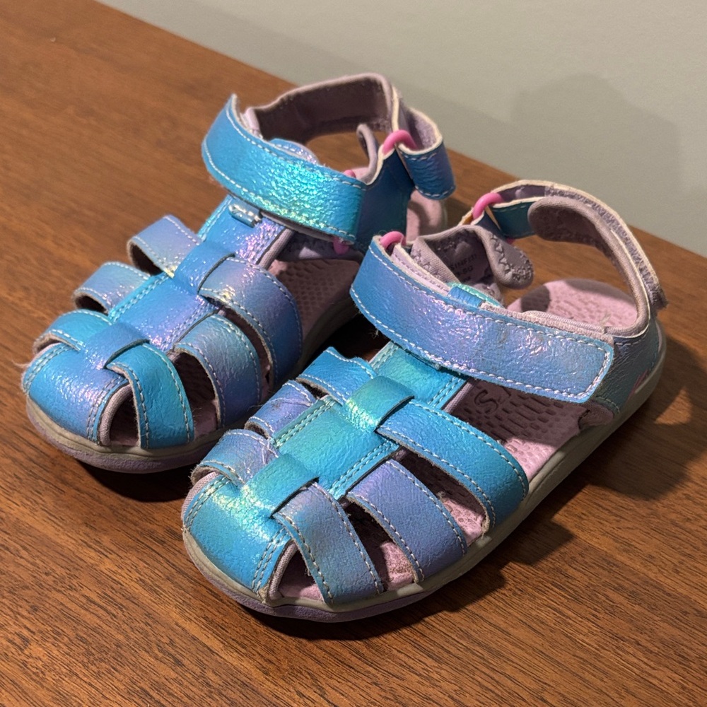 See Kai Run Sandals size 10